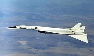 320px-North_American_XB-70A_Valkyrie_in_flight_%28cropped%29.jpg